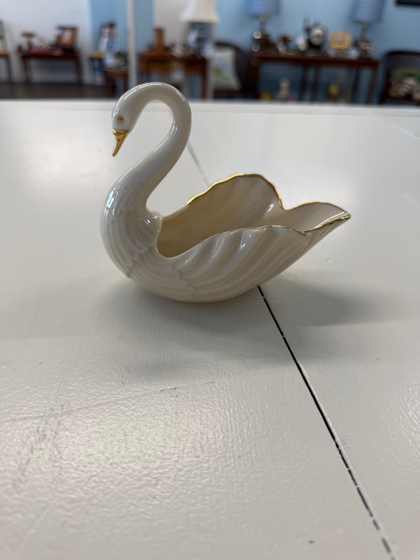 Lenox swan