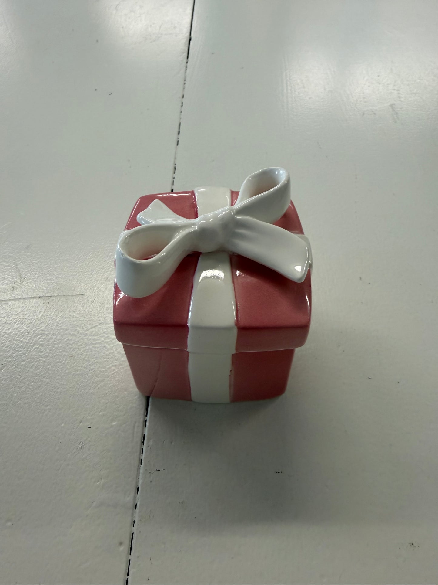 Fitz & Floyd bow box