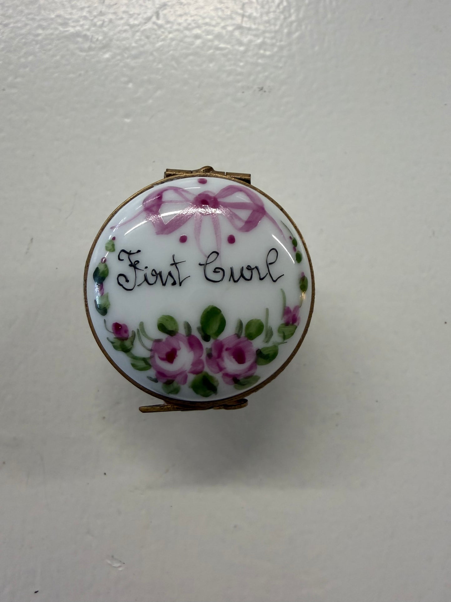 Limoges First curl trinket box