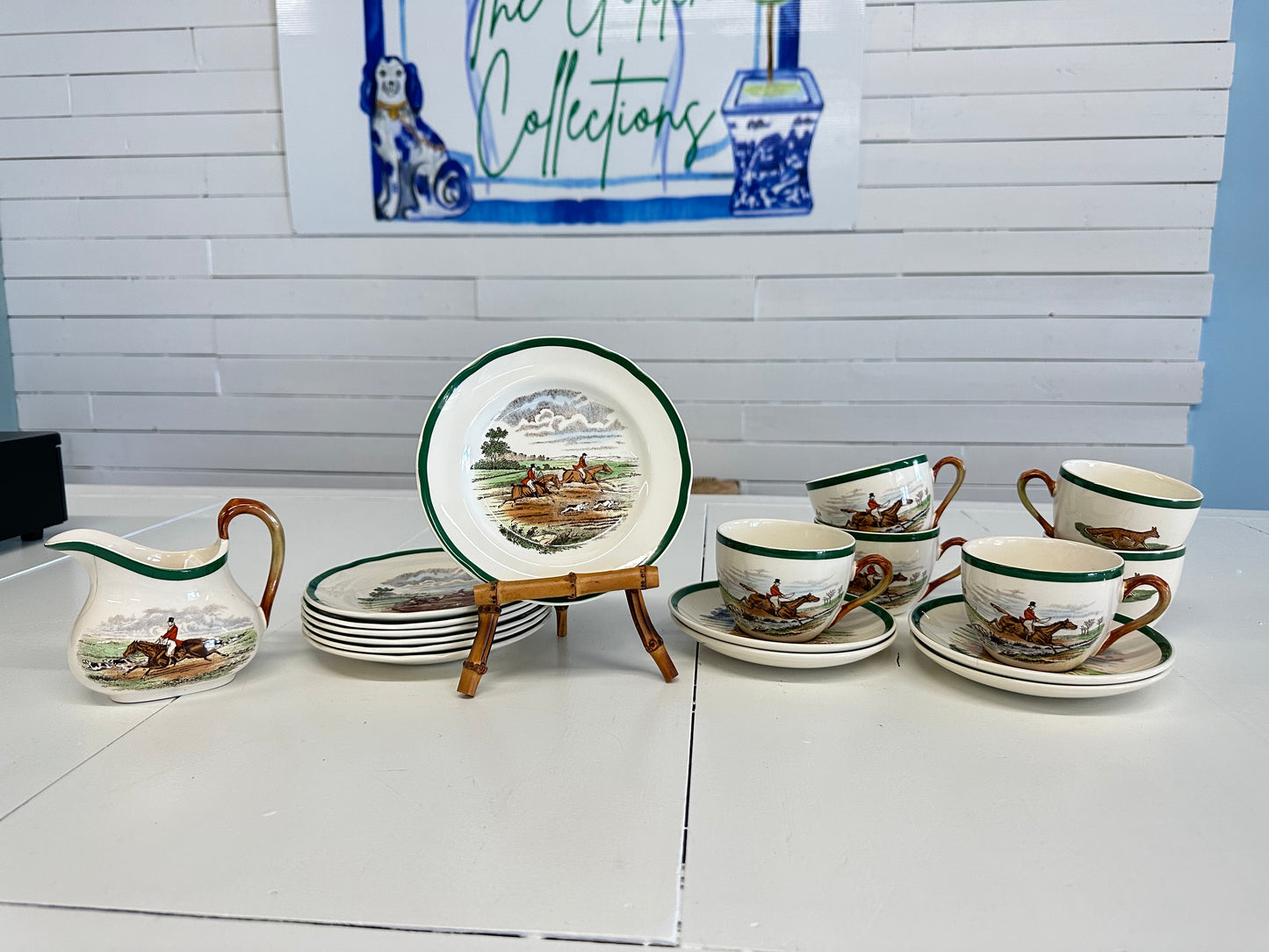 Spode Hunt Scene Dish Set (17 piece)