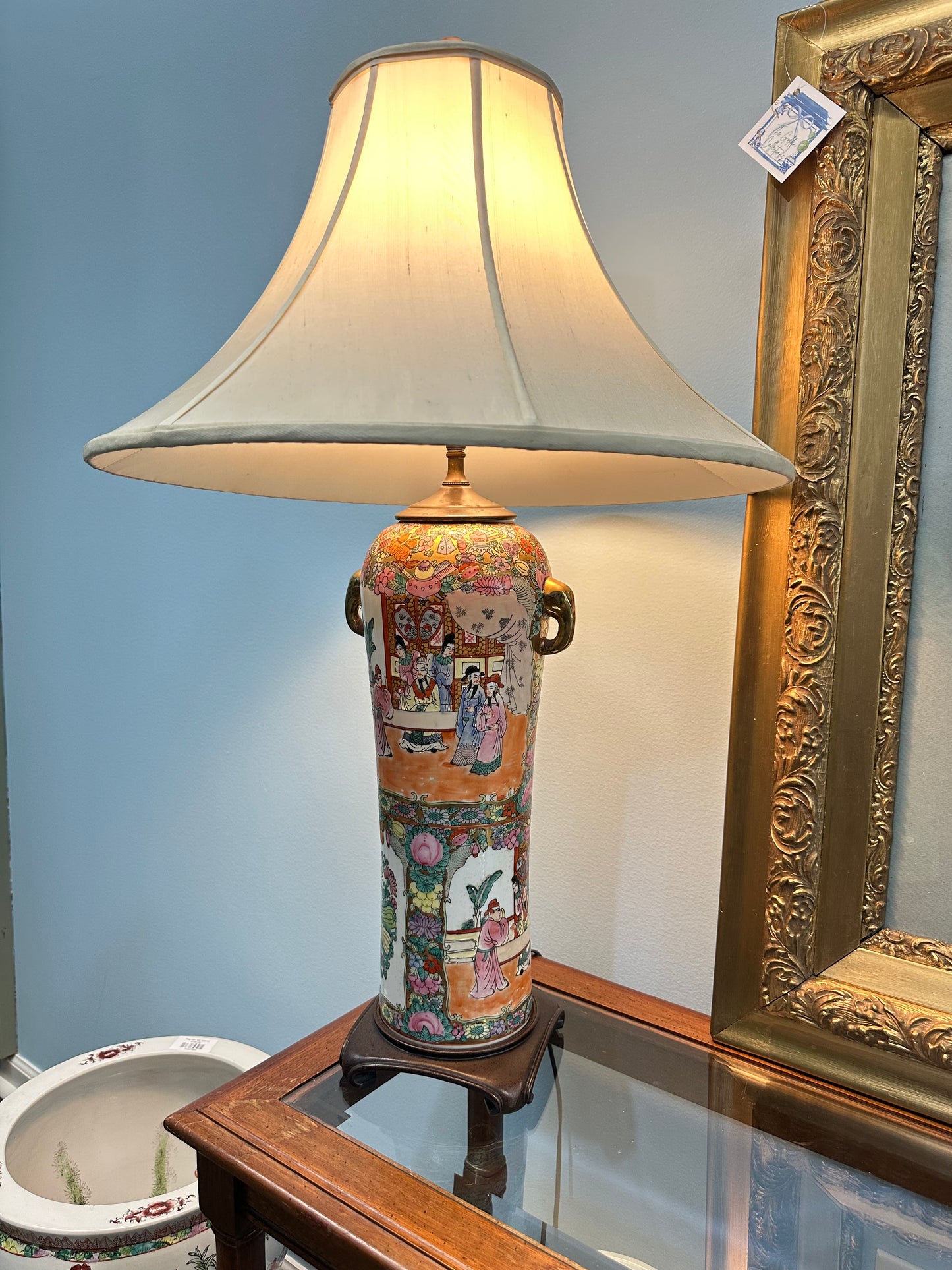 Rose Medallion Lamp