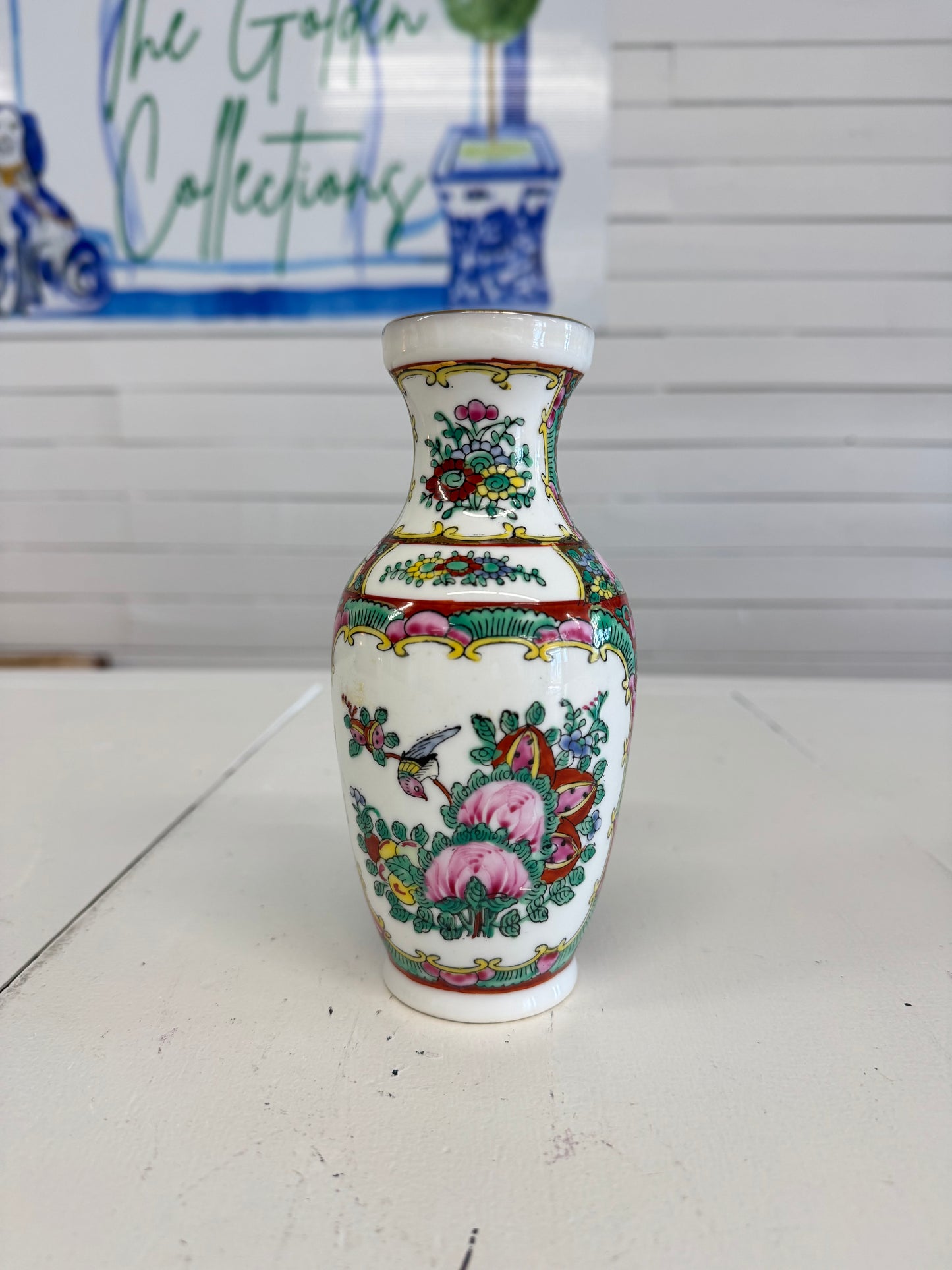 Rose Medallion Vase 7”