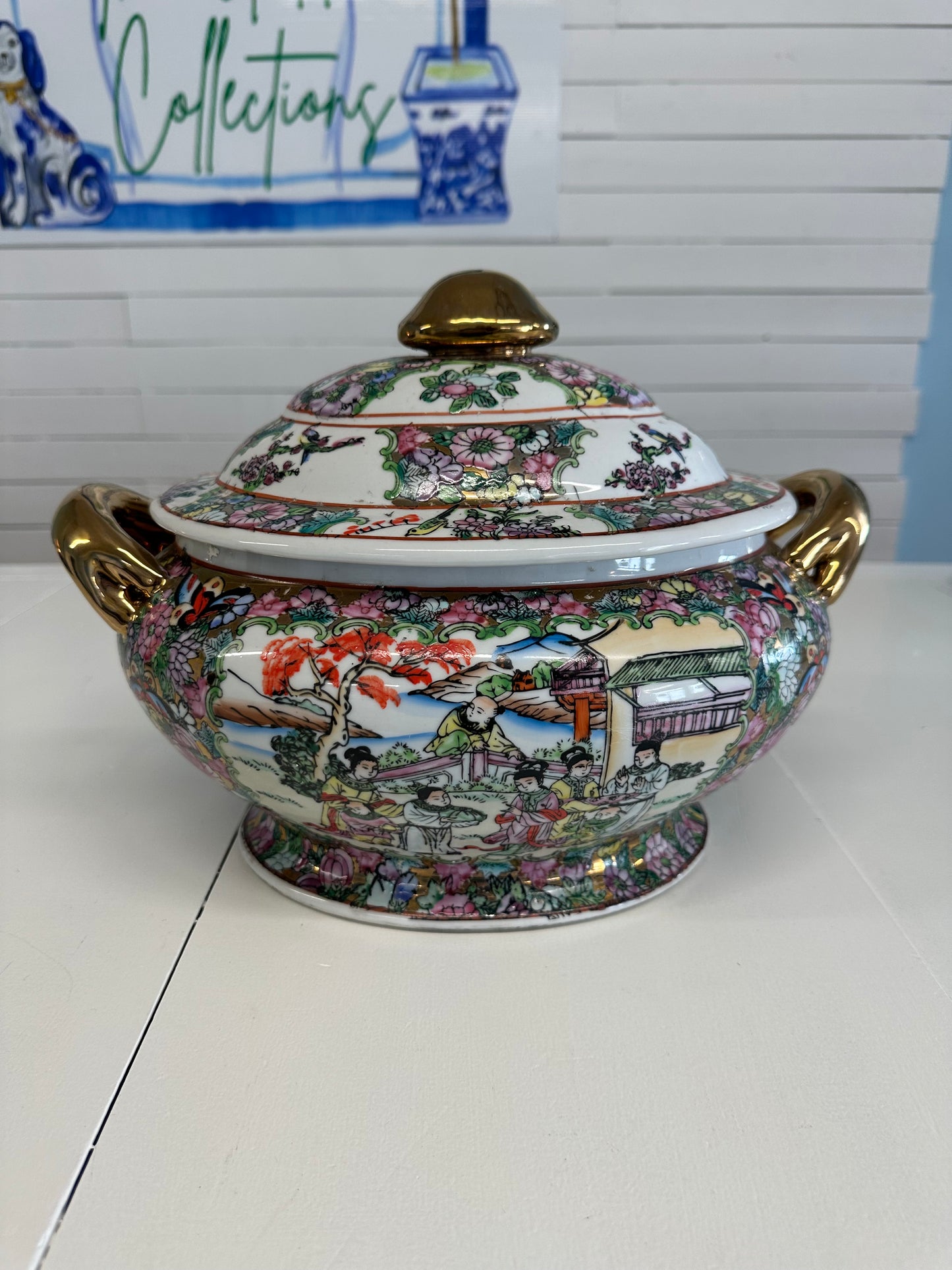 Rose Medallion Tureen