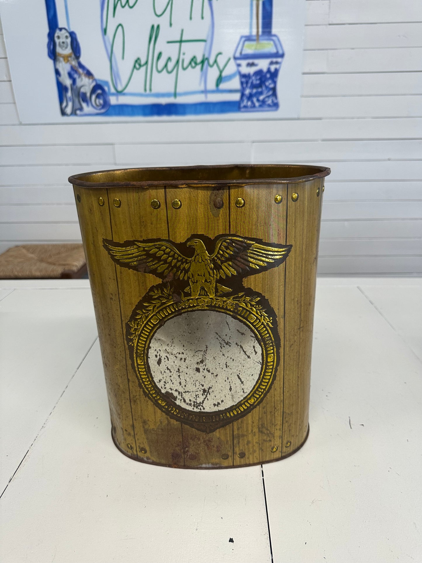 Federal waste bin