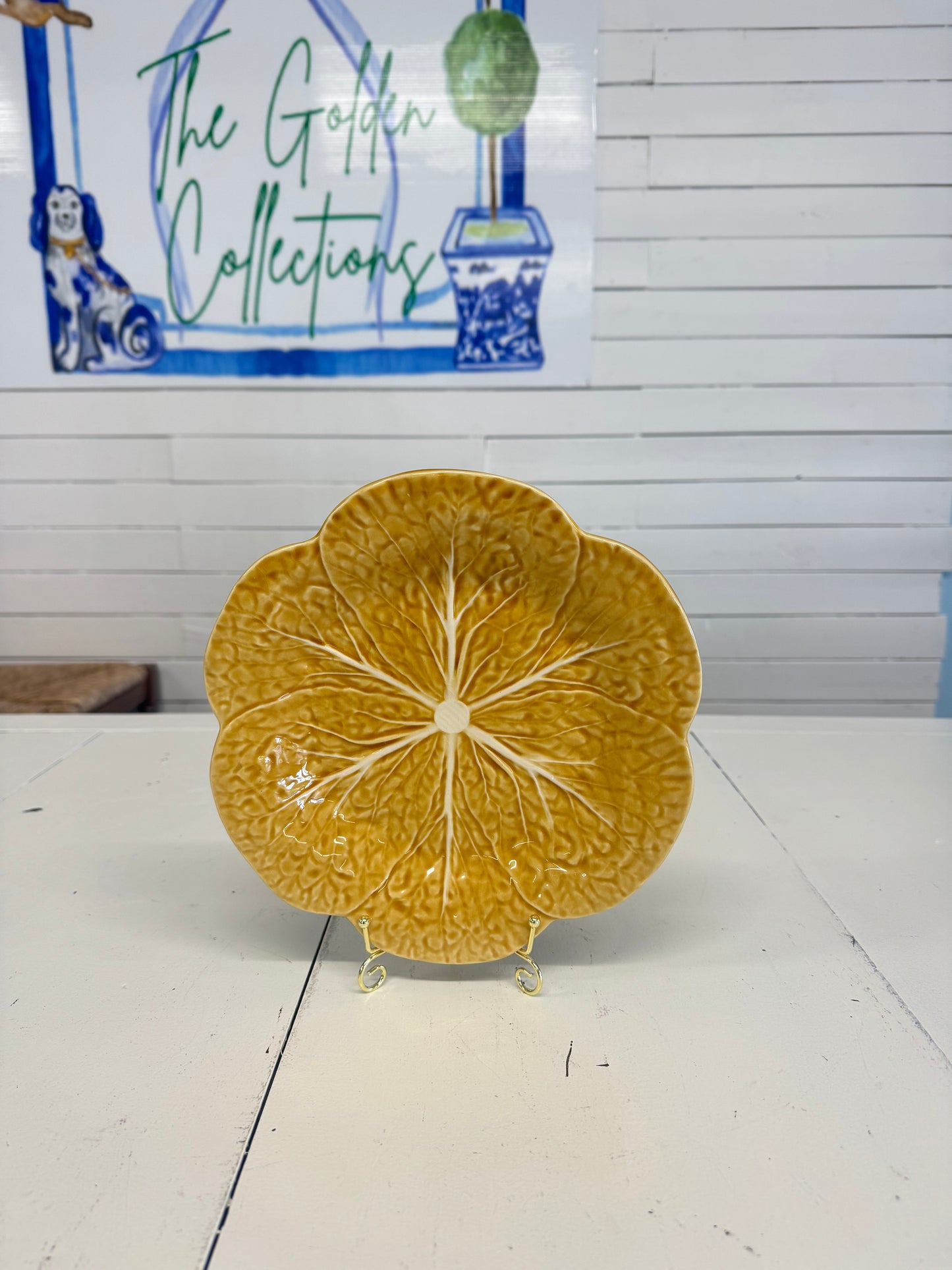 Bordallo Cabbage Honey Gold 9”
