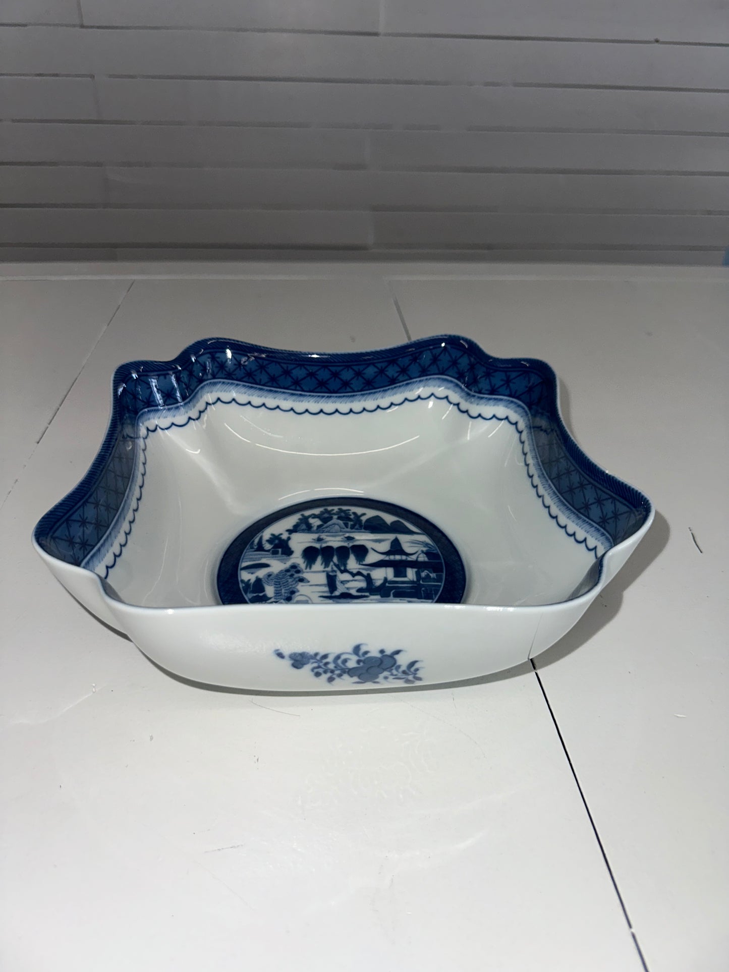 Mottahedeh Pagoda Bowl