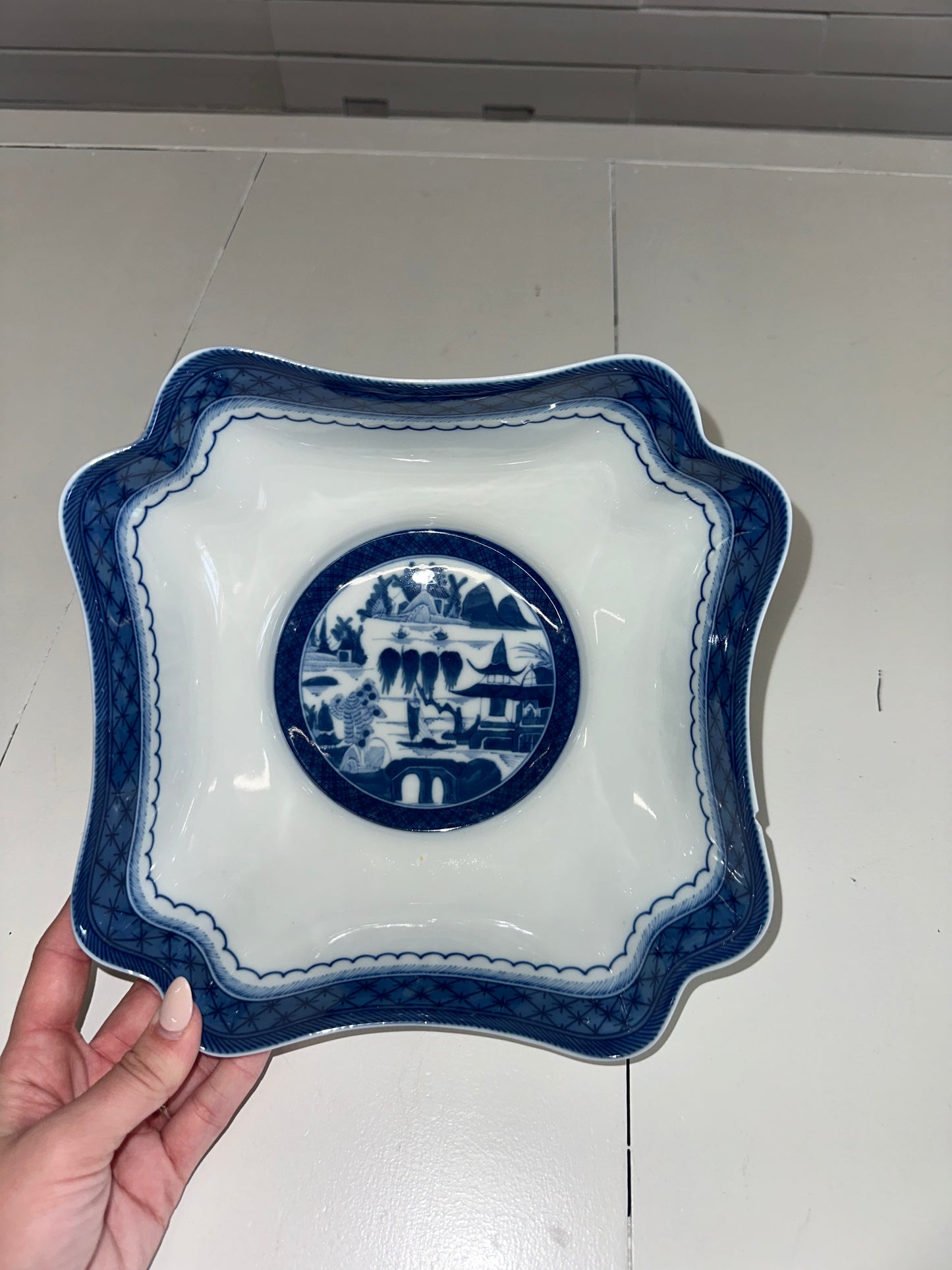 Mottahedeh Pagoda Bowl