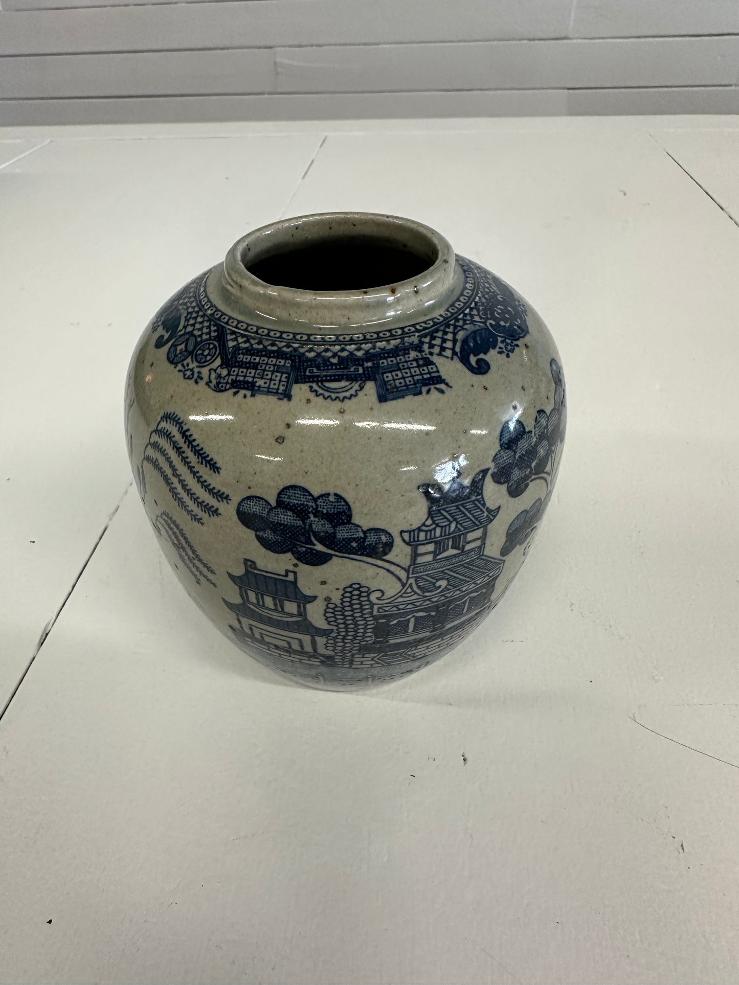 Blue Willow Ginger Jar