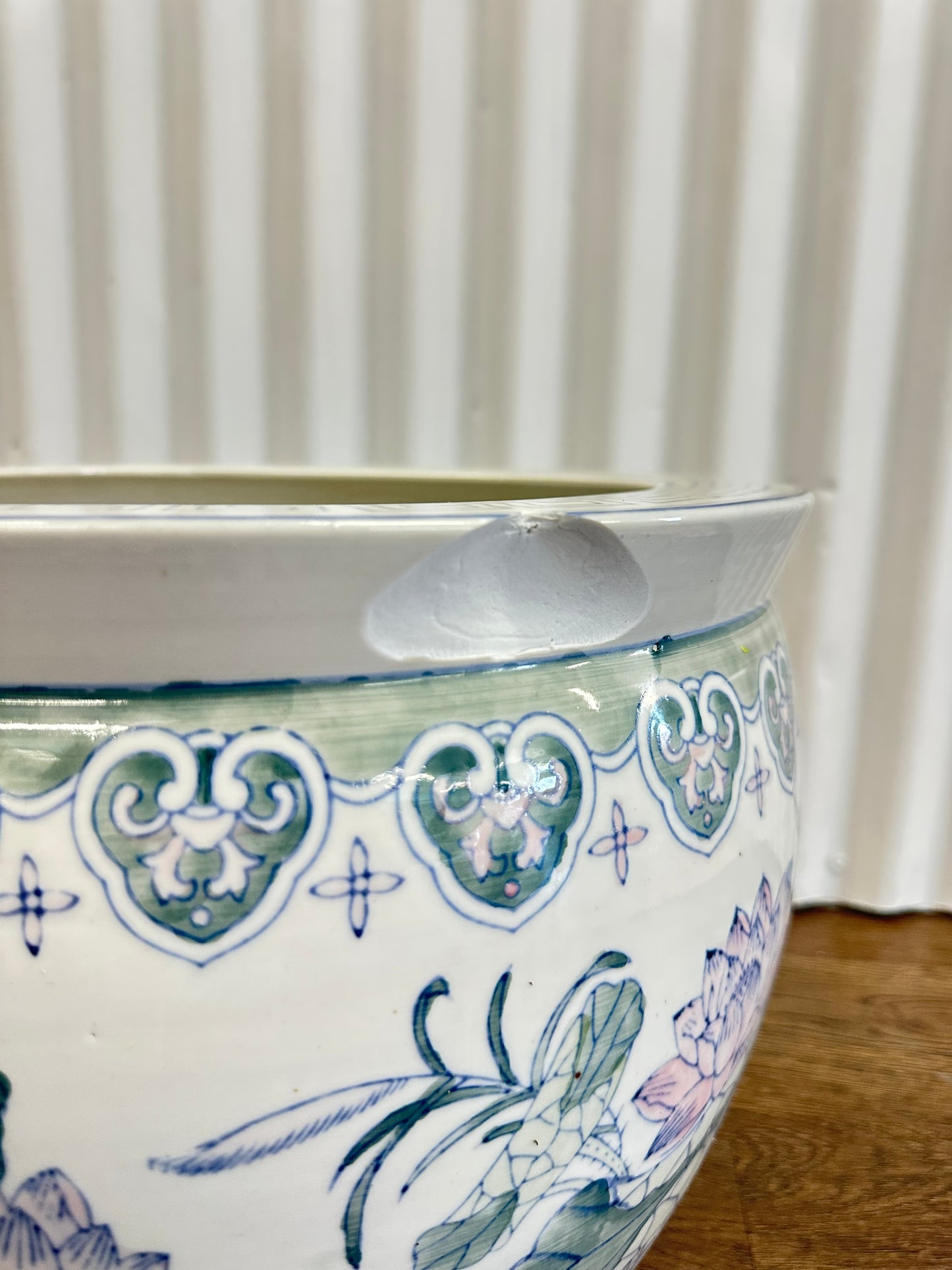 Chinoiserie Fishbowl Planter (chip)