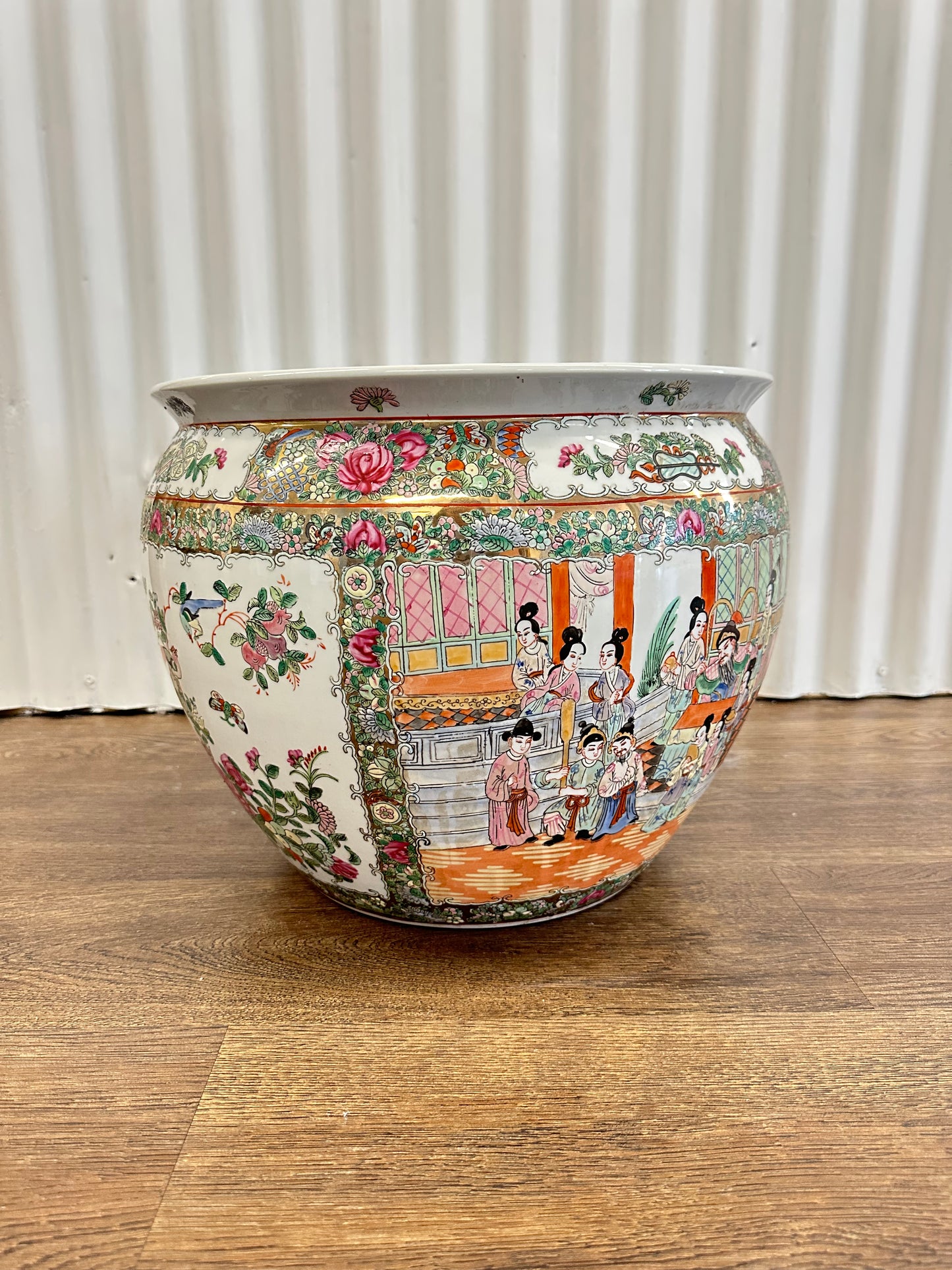 Rose Medallion Fishbowl Planter