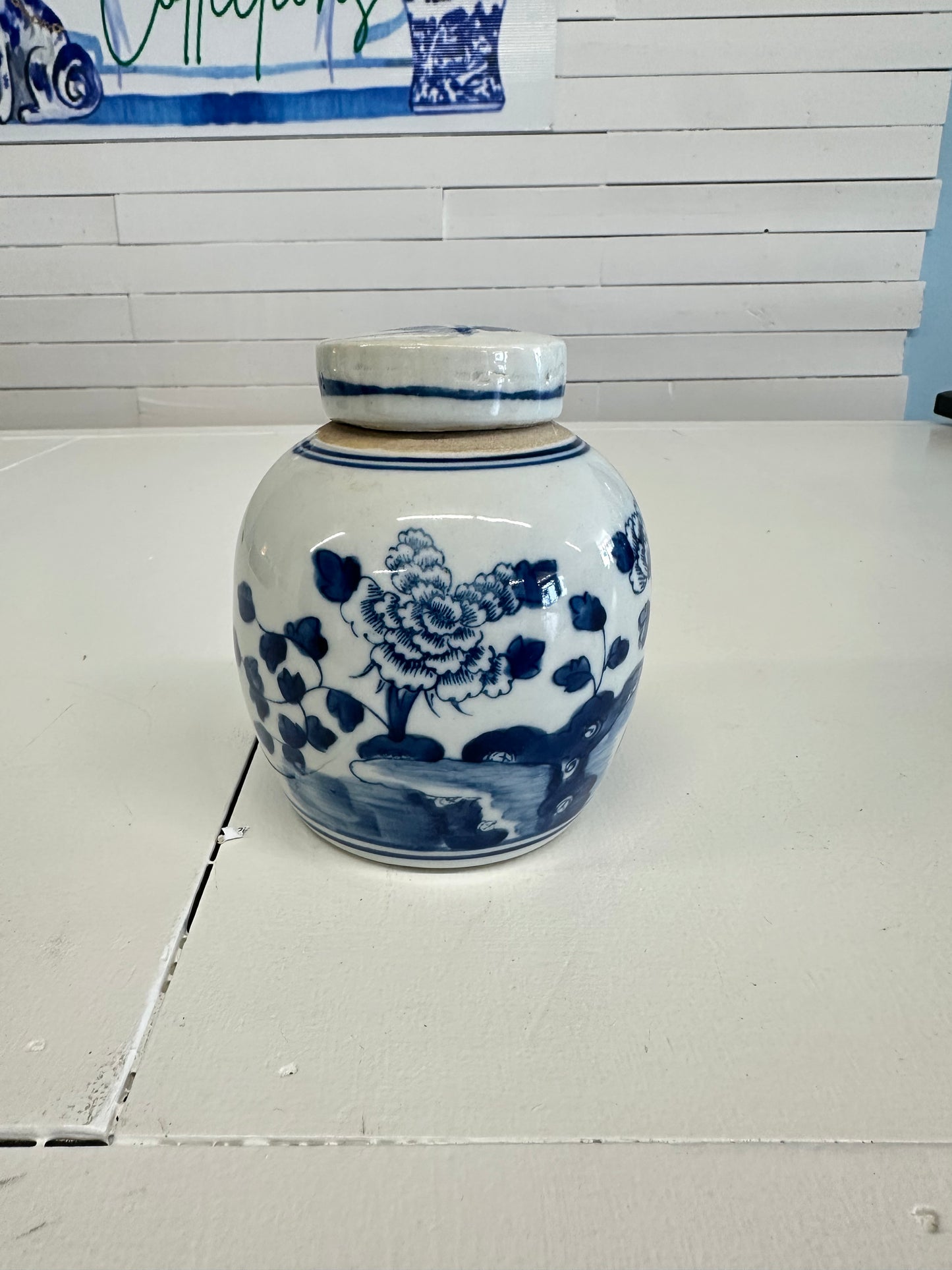 B&W Ginger Jar