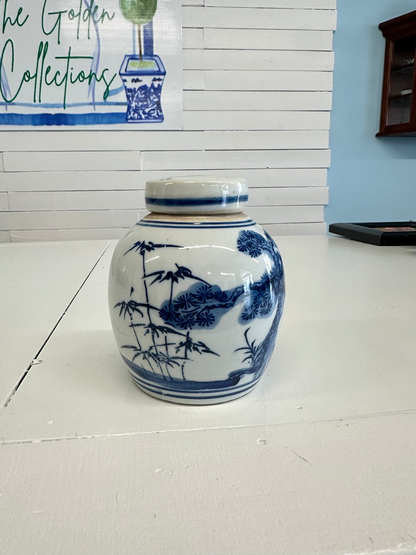 B&W Ginger Jar