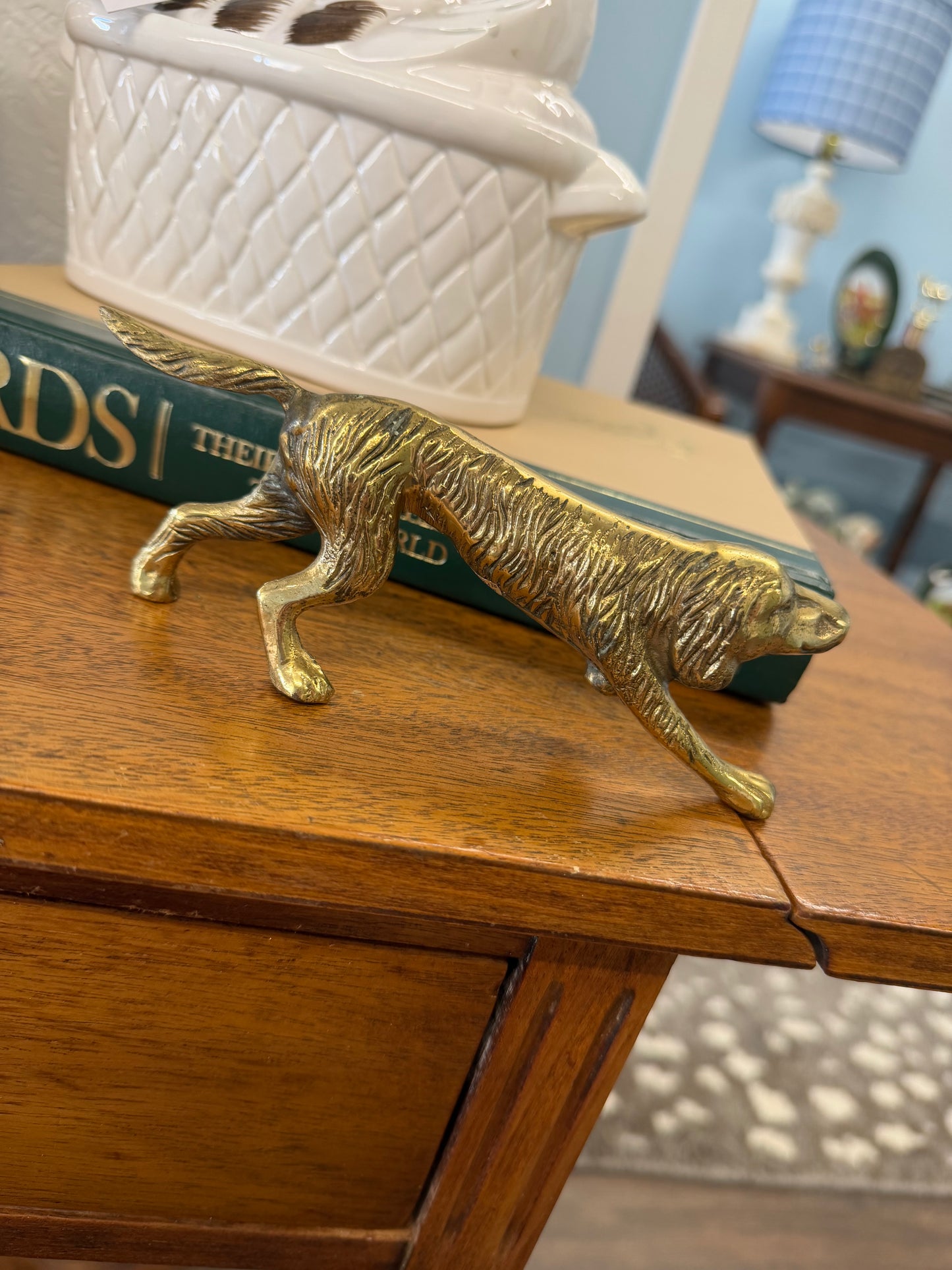 Brass pointer dog