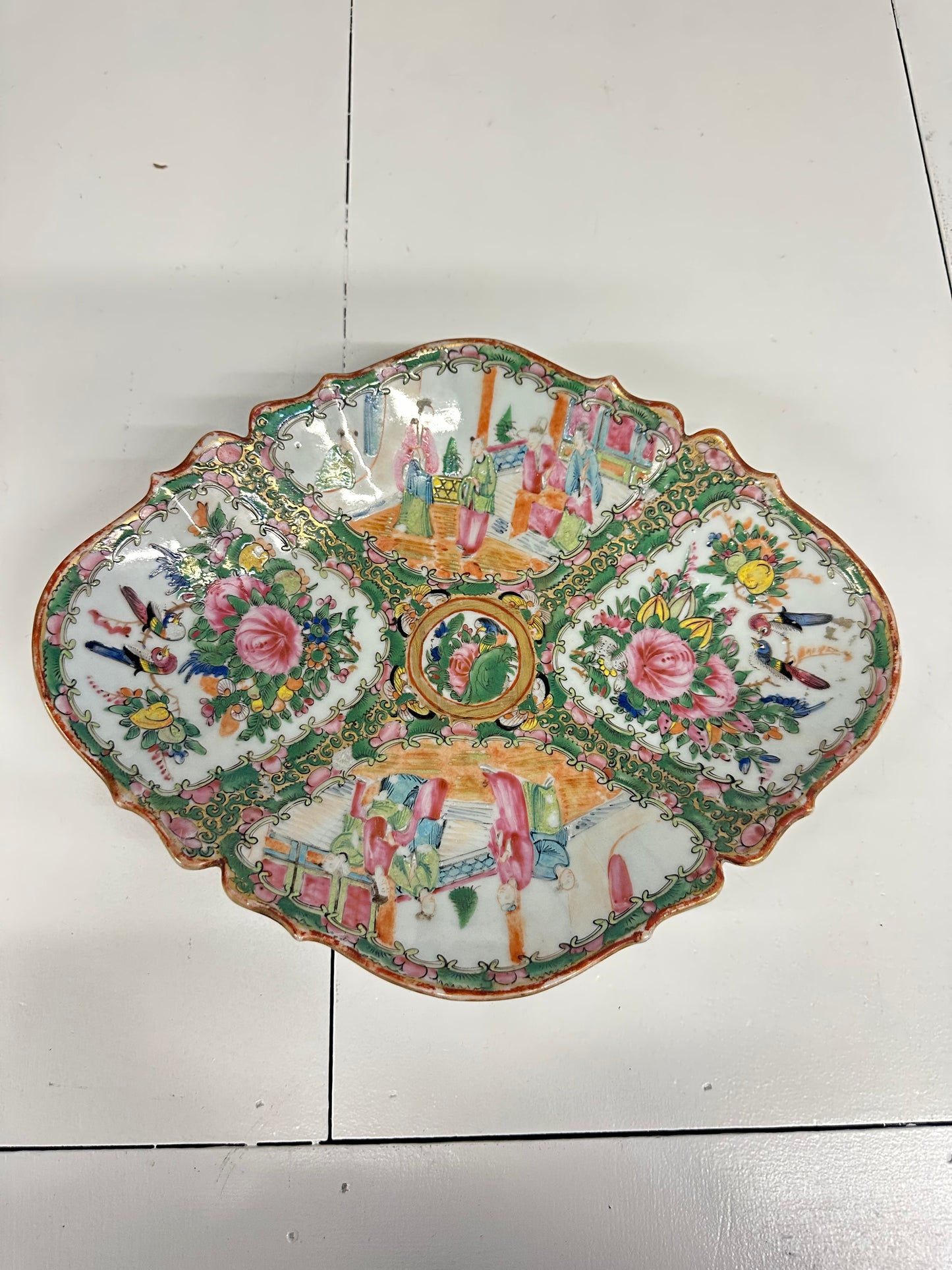 Rose Medallion Pedestal Dish