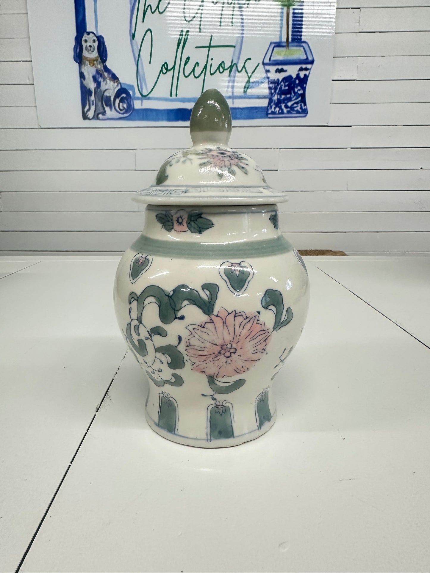 Chinoiserie Temple Jar