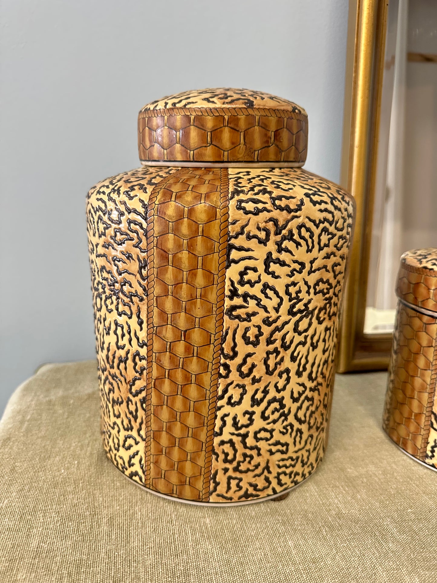 Cheetah Large Canister