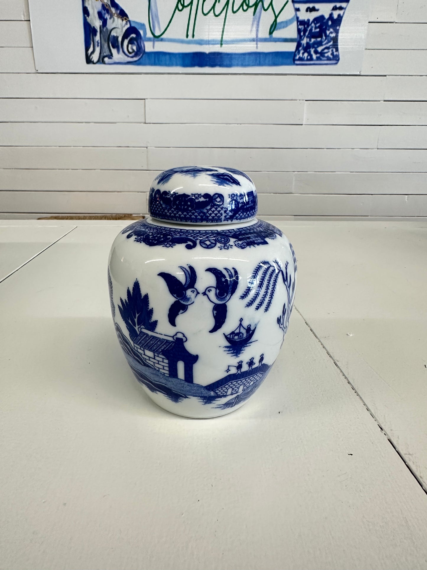 Blue Willow Ginger Jar