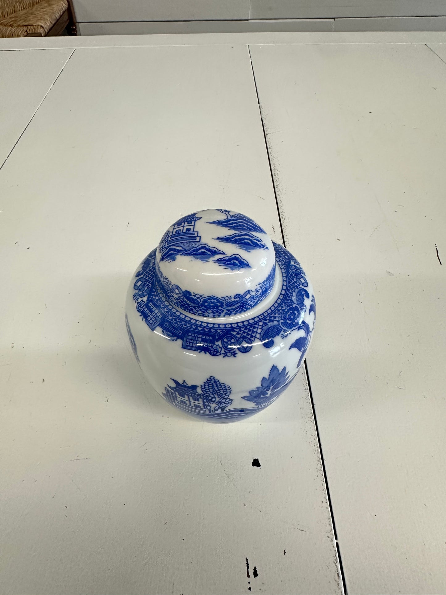 Blue Willow Ginger Jar
