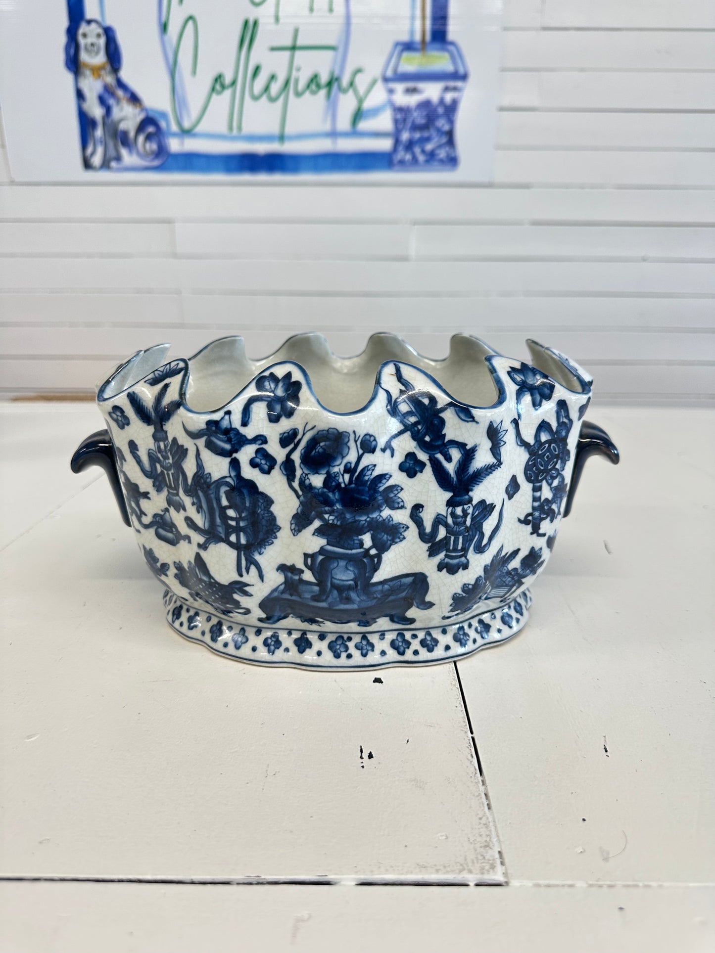 Blue and White Scallop Planter