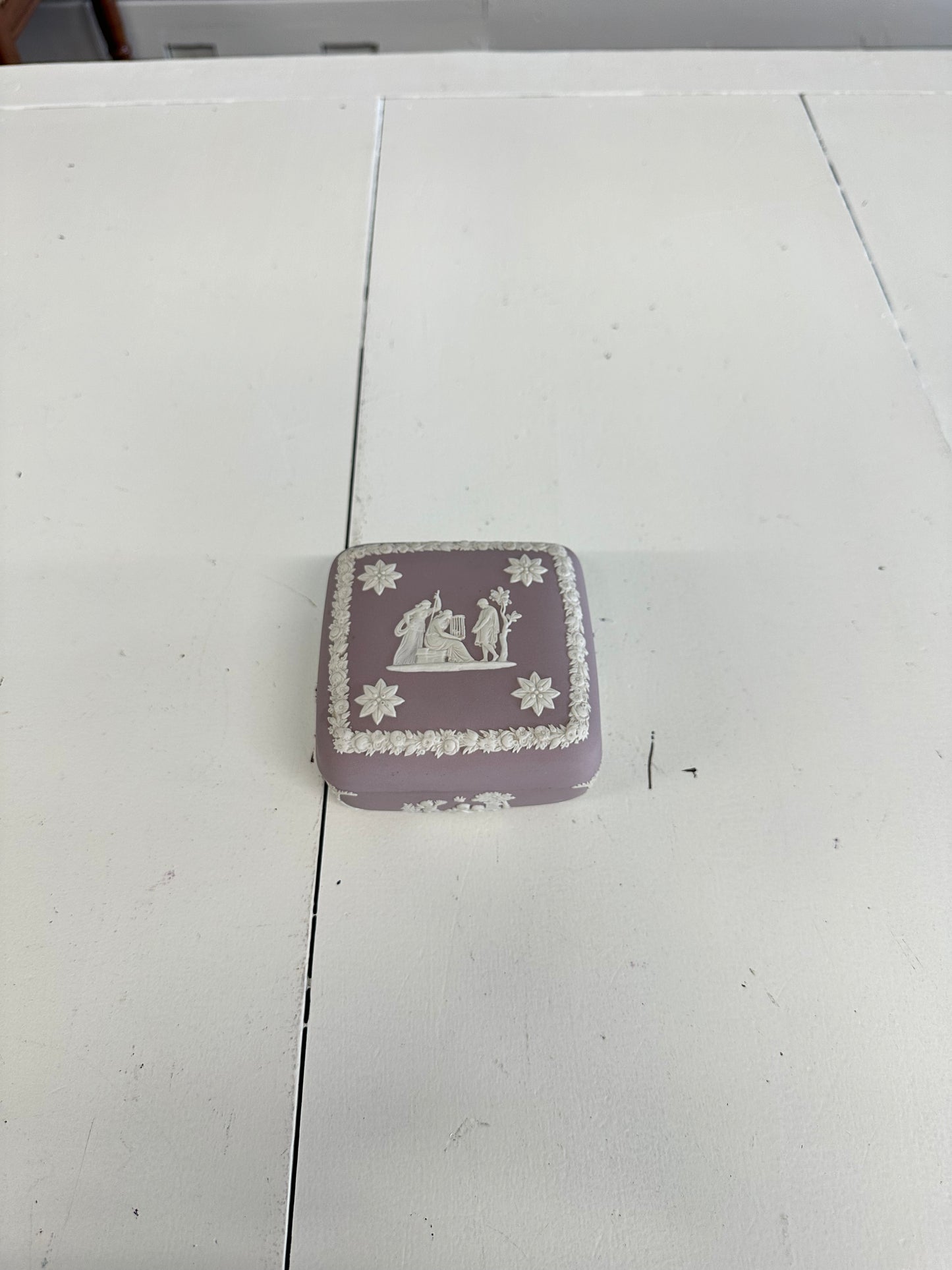Wedgwood Lilac Trinket Box