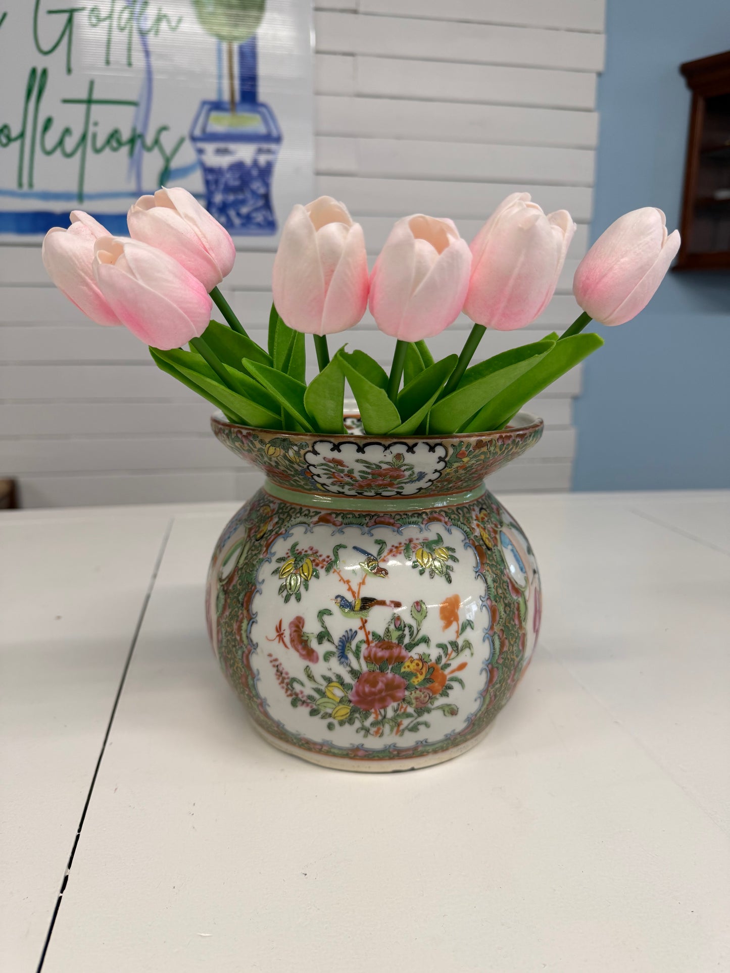 Antique Rose Medallion Spittoon (disclaimer on bottom)
