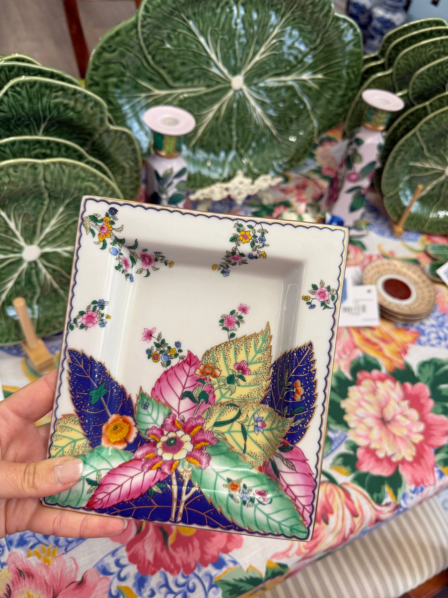 United Wilson tobacco leaf tray